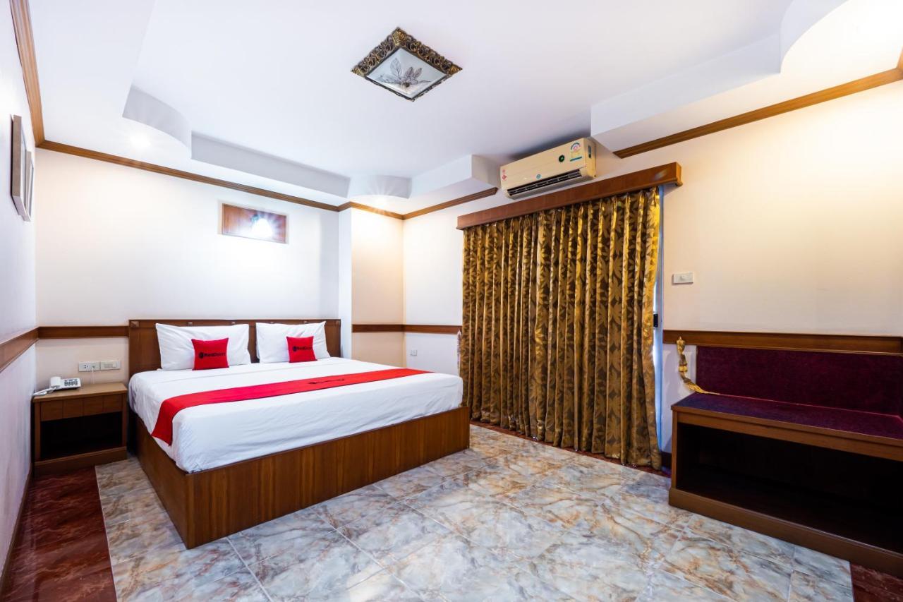 Reddoorz Navin Mansion 3 Pattaya Hotel Bagian luar foto